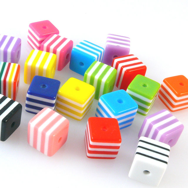 20 Perlen Mix aus Resin bunte Würfel 8mm Perlenmischung zum Basteln bunt -1417