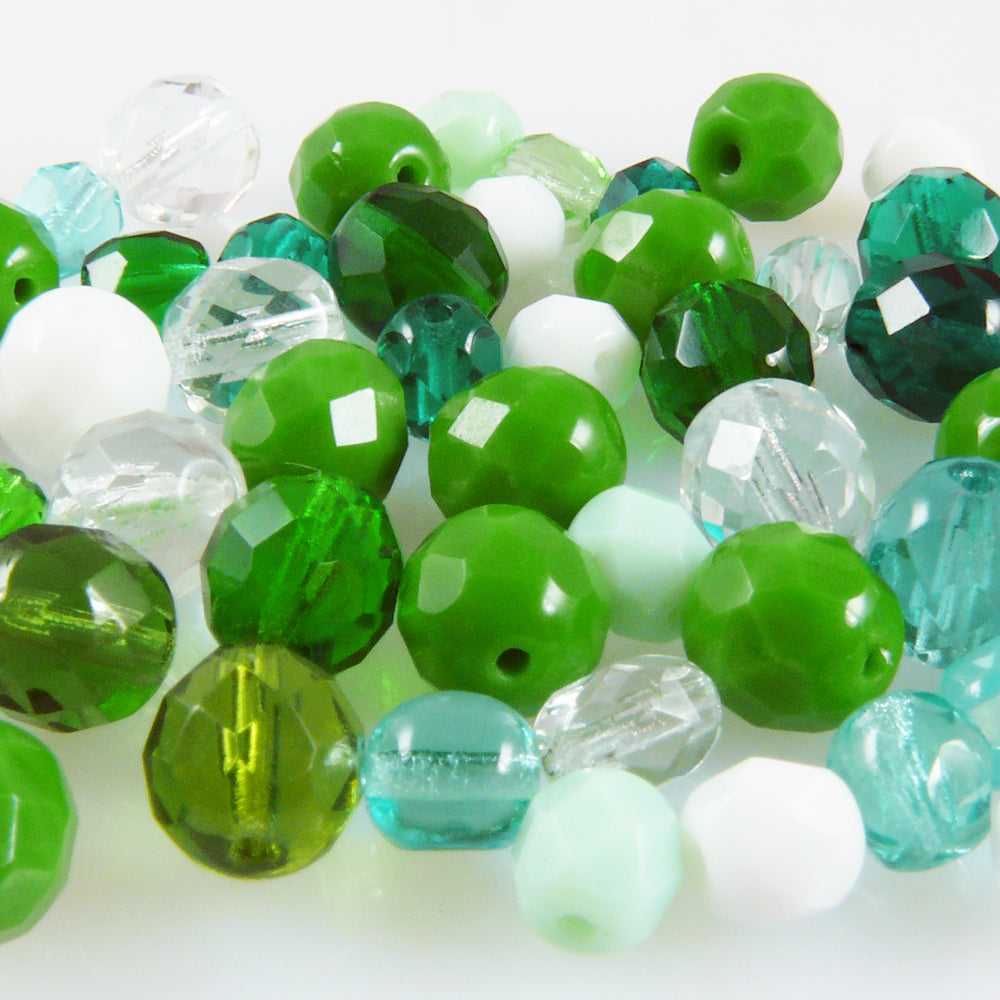 edle Perlen grün 50x Glasschliffperlen Perlenmischung 6-8mm Beads Mix -1778