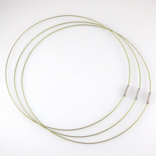 Halsreif aus Edelstahl mit Schraubverschluß 46cm olivgrün Collier Halsreifen