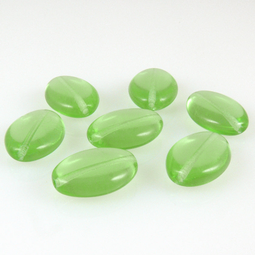 7x Perlen Oliven hellgrün 16x11mm böhmische Glasperlen oval grüne Bastelsteine
