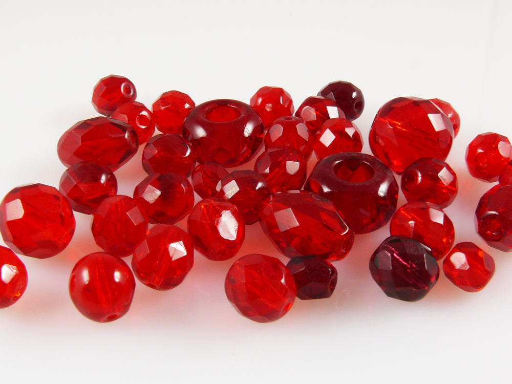 edle Perlen rot 30x Glasschliffperlen Perlenmischung 6-13mm Beads Mix-472