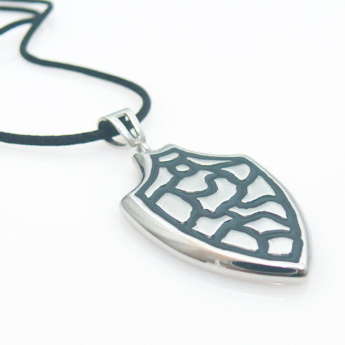 Neu modische Herrenkette mit Anhänger aus Edelstahl Kette 63cm silber schwarz