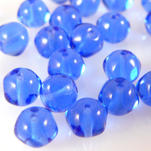 30 St. Böhmische Perlen blau 7mm Glasperlen Kugeln zum Basteln Schmucksteine