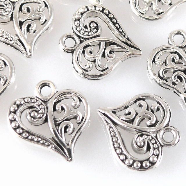 10x Metallanhänger Herz 14mm Herzanhänger Metallherzen silber zum Basteln -408