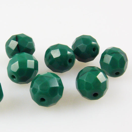 8x böhmische Glasschliffperlen Kugeln facettiert 10mm Grün opak Glasbeads rund