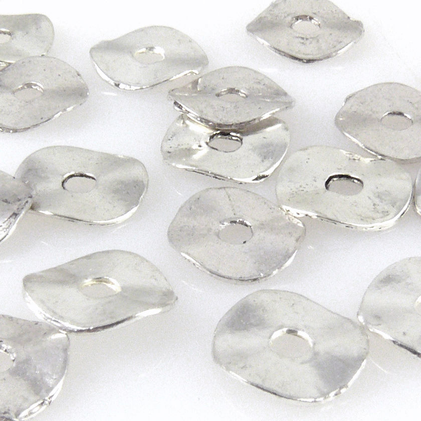 20x gewellte Scheiben 9mm Metallperlen silber antik Metall Spacer -1439