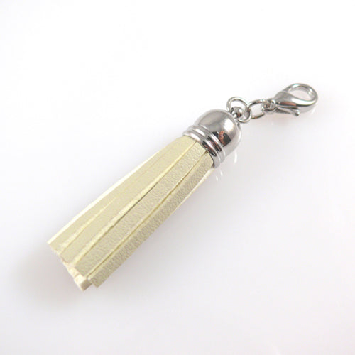 Charm Schmuckanhänger Creme Quaste Troddel Kunstleder 7cm Anhänger mit Verschluss