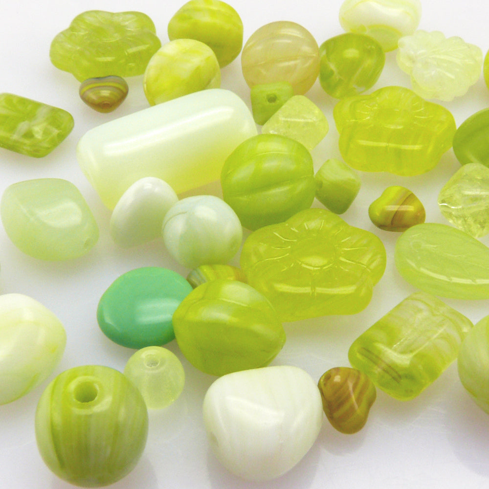 Glasperlen Mischung hellgrün 6-15mm 40St. Perlen Mix Glas Beads Perlenmix -1807