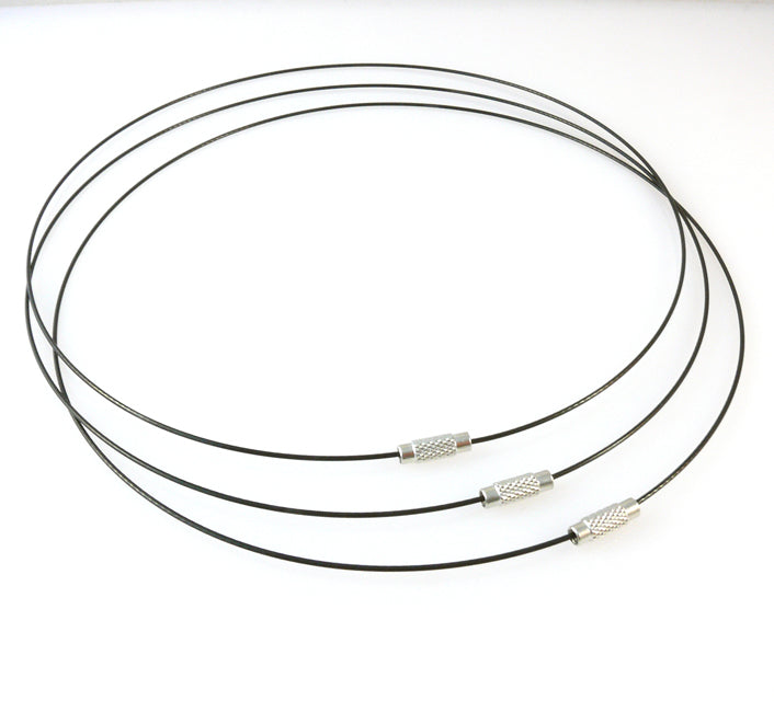 Halsreif aus Edelstahl mit Schraubverschluß 46cm schwarz Collier für Perlen