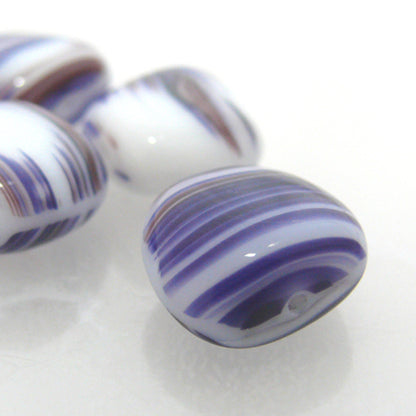 edle Glasperlen Nuggets 12x14mm lila violett blau weiß Perlen Schmuckgestaltung