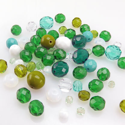 Perlen grün olivgrün 50x Glasschliffperlen Perlenmischung 6-10mm Beads Mix -621