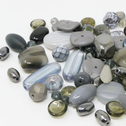 Perlen Mix Glasperlen Mischung Grau 4-18mm 60St. Glas Beads Perlenmix