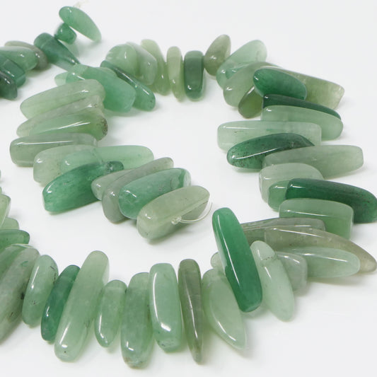 Perlenstrang grüner Aventurin 77x Quarzperlen grün 12-25mm Edelsteinsplitter mit Loch