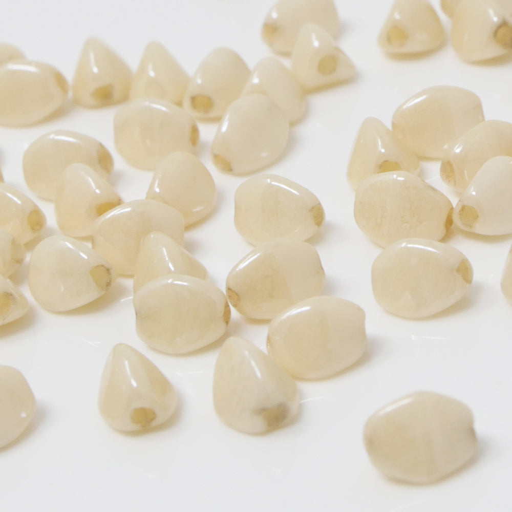 Pinch Beads 5x3mm Glasperlen 55 St. Alabaster-Beige Lüster Perlen zum Auffädeln