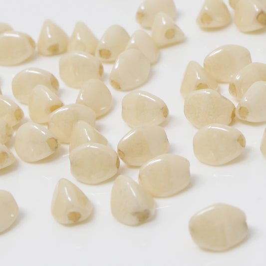Pinch Beads 5x3mm Glasperlen 55 St. Alabaster-Beige Lüster Perlen zum Auffädeln