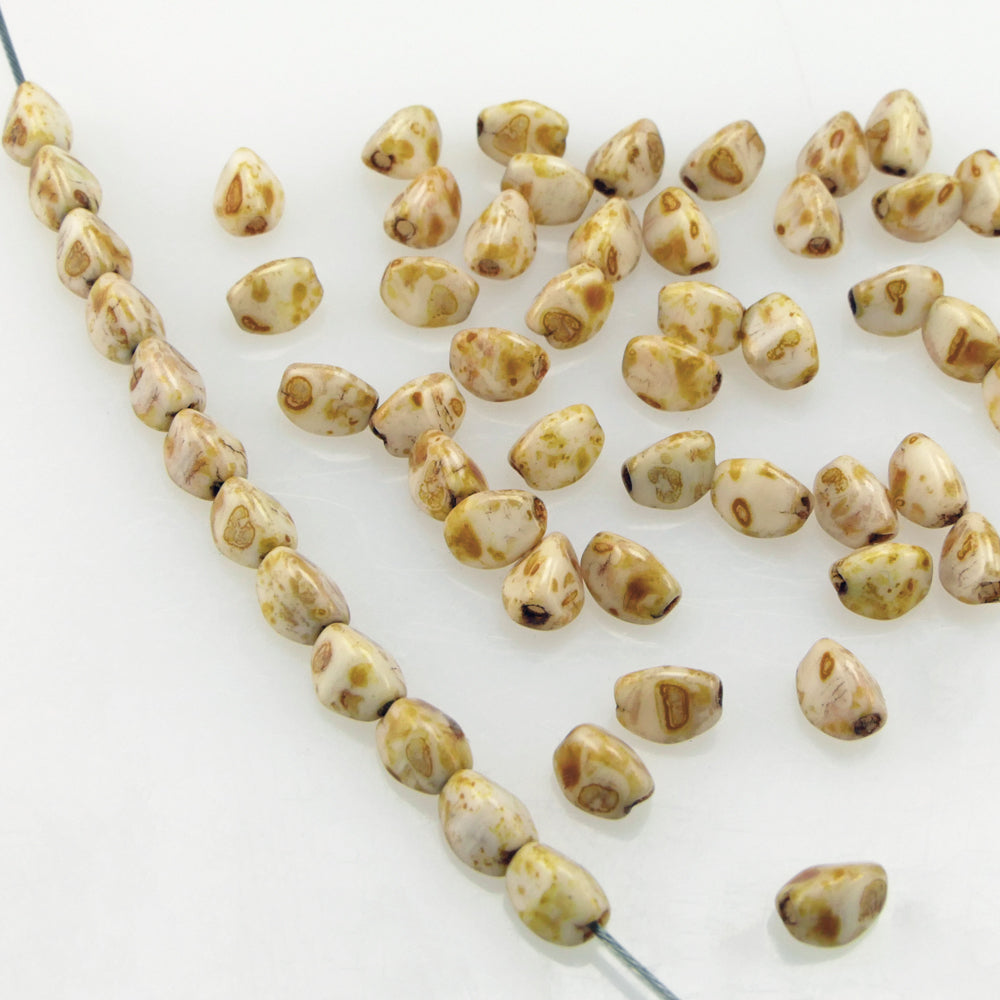 Pinch Beads 5x3mm Glasperlen 55 St. Beige Braun Perlen zum Auffädeln