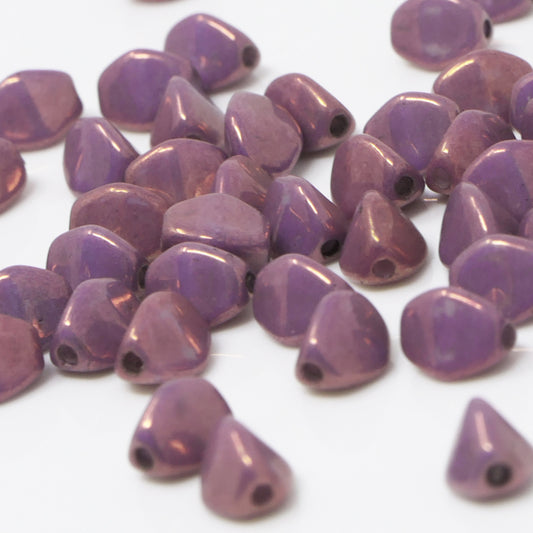 Pinch Beads 5x3mm Glasperlen 55 St. Perlen zum Auffädeln Farbton Alabaster-Lila Lüster