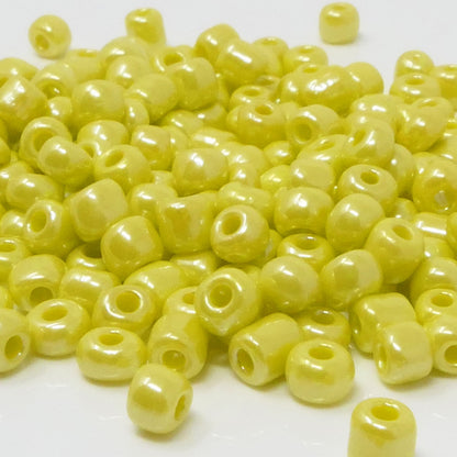 Rocailles Perlen 225 St. Glasperlen Gelb opak 4mm Bastelperlen Indianerperlen