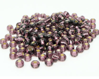 Rocailles 5/0 Glas Perlen mit Silbereinzug 4mm lila 170x Glasperlen Beads -663