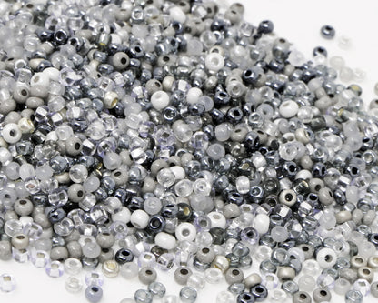 Rocailles-Perlen-Mix 1700 Stück Glasperlen Mischung 2mm Grau zum Auffädeln Indianerperlen Größe 11/0