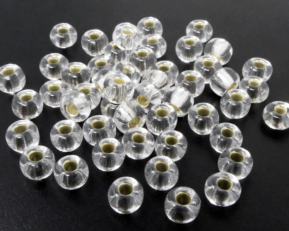 Große Rocailles-Perlen Transparent mit Silbereinzug 50 Stück Glasperlen 7mm zum Auffädeln und Basteln Größe 1/0